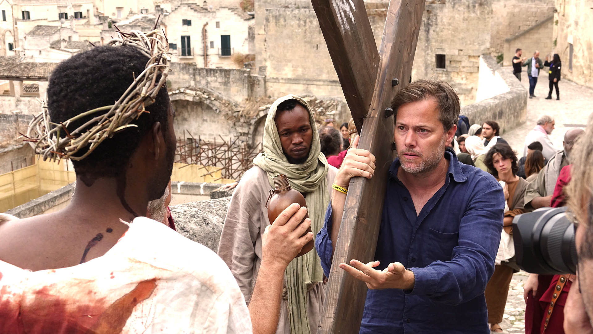 Der Schweizer Regisseur Milo Rau drehte im italienischen Matera einen politischen Jesus-Film