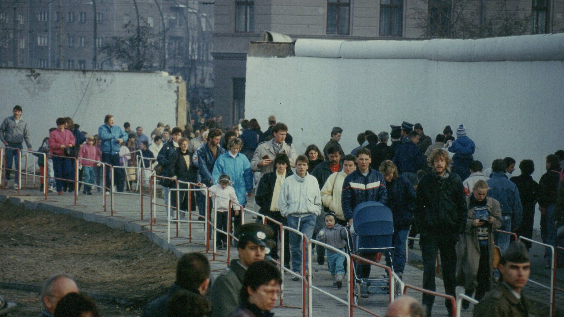 Der Fall der Mauer hat mit dazu beigetragen, dass Deutschland im Oktober 30 Jahre Wiedervereinigung feiern konnte