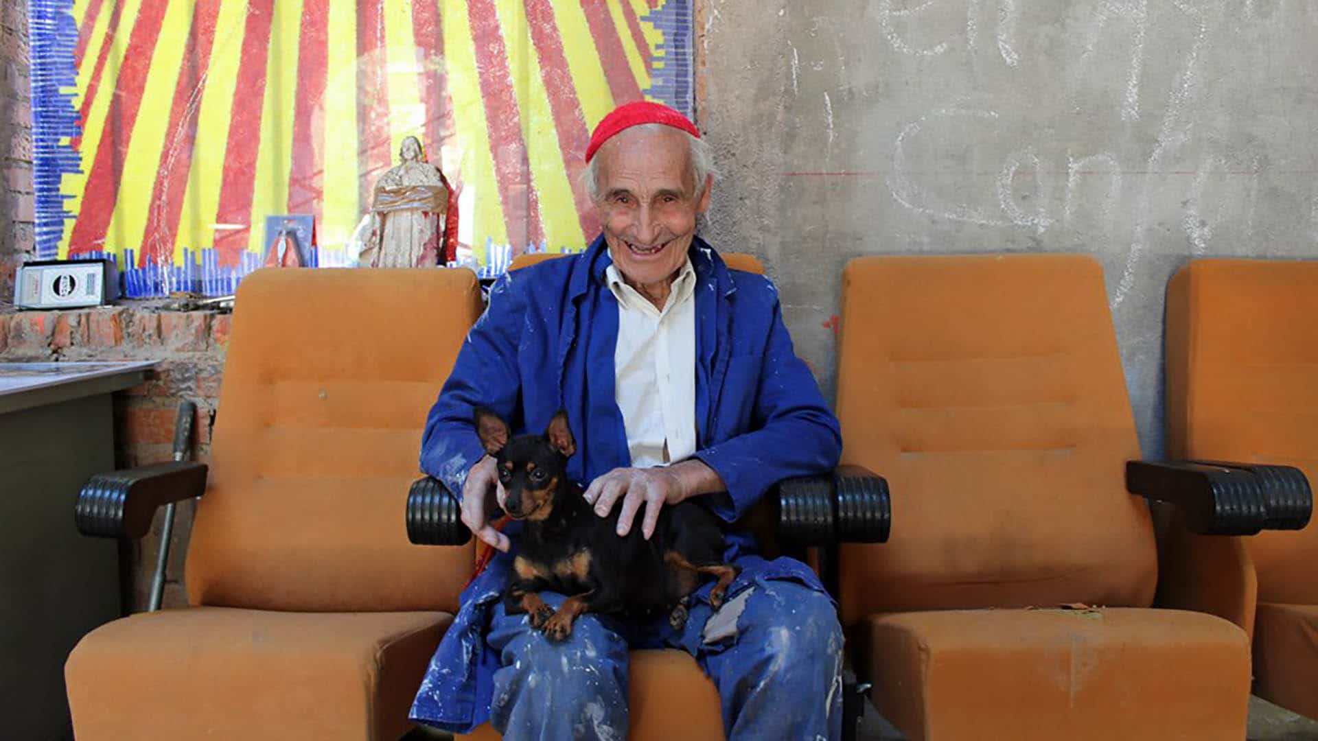 Der 94-jährige ehemalige Zisterziensermönch Justo Gallego empfängt in seiner selbstgebauten Kathedrale jedes Jahr viele Besucher