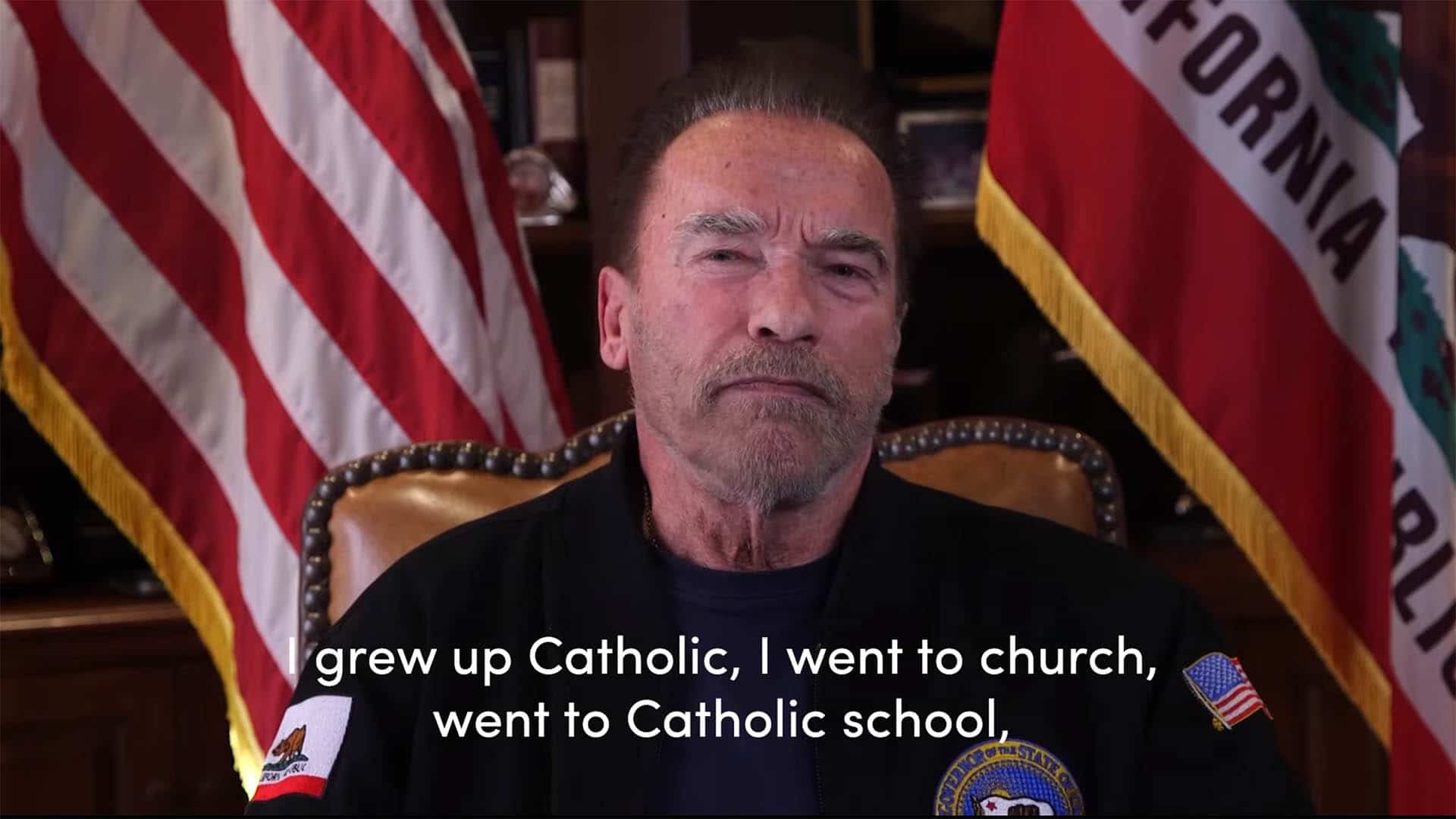 In seiner katholischen Erziehung habe er einen Ausdruck gelernt, den er nun vermisse: „das Herz eines Dieners haben“, sagte der Schauspieler und Politiker Arnold Schwarzenegger in einer vielbeachteten Videobotschaft