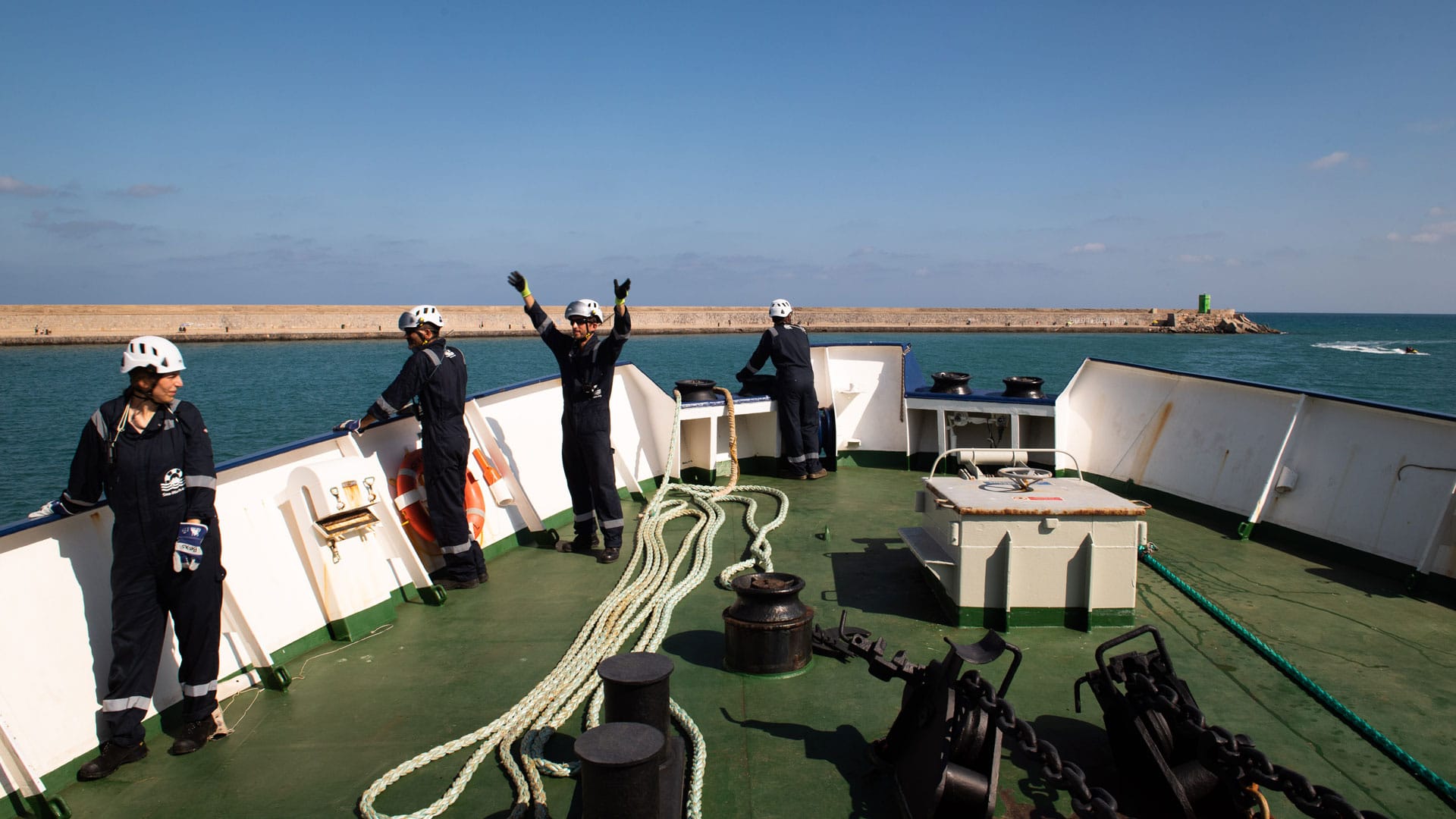 Mit einem weiteren Schiff (Symbolbild) soll das Leben von Flüchtlingen im Mittelmeer gerettet werden