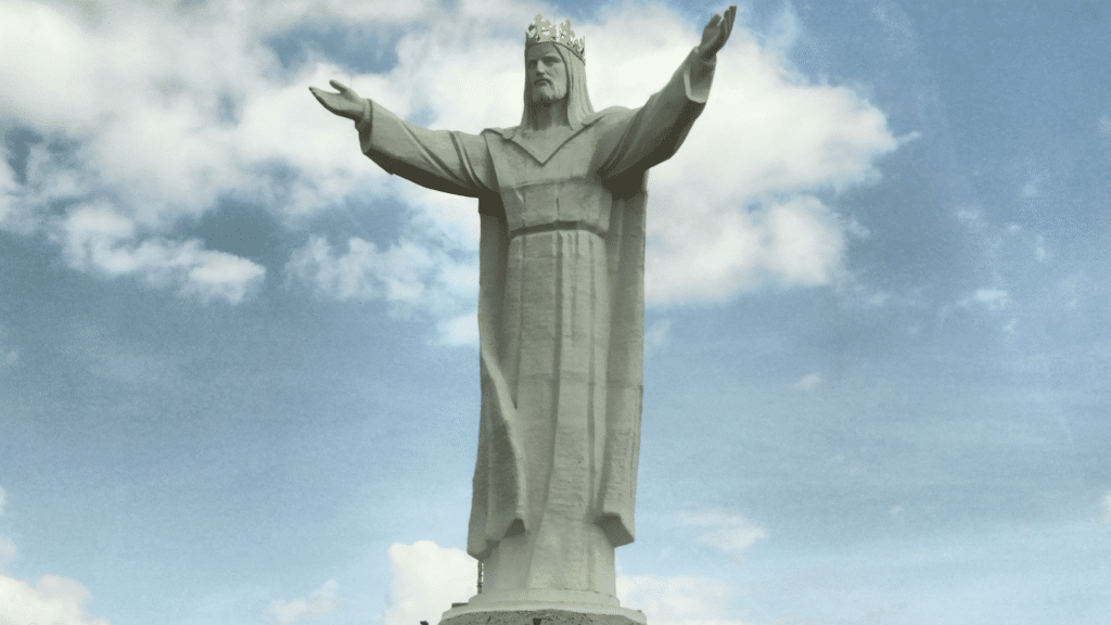 Christus-König-Statue in Swiebodzin