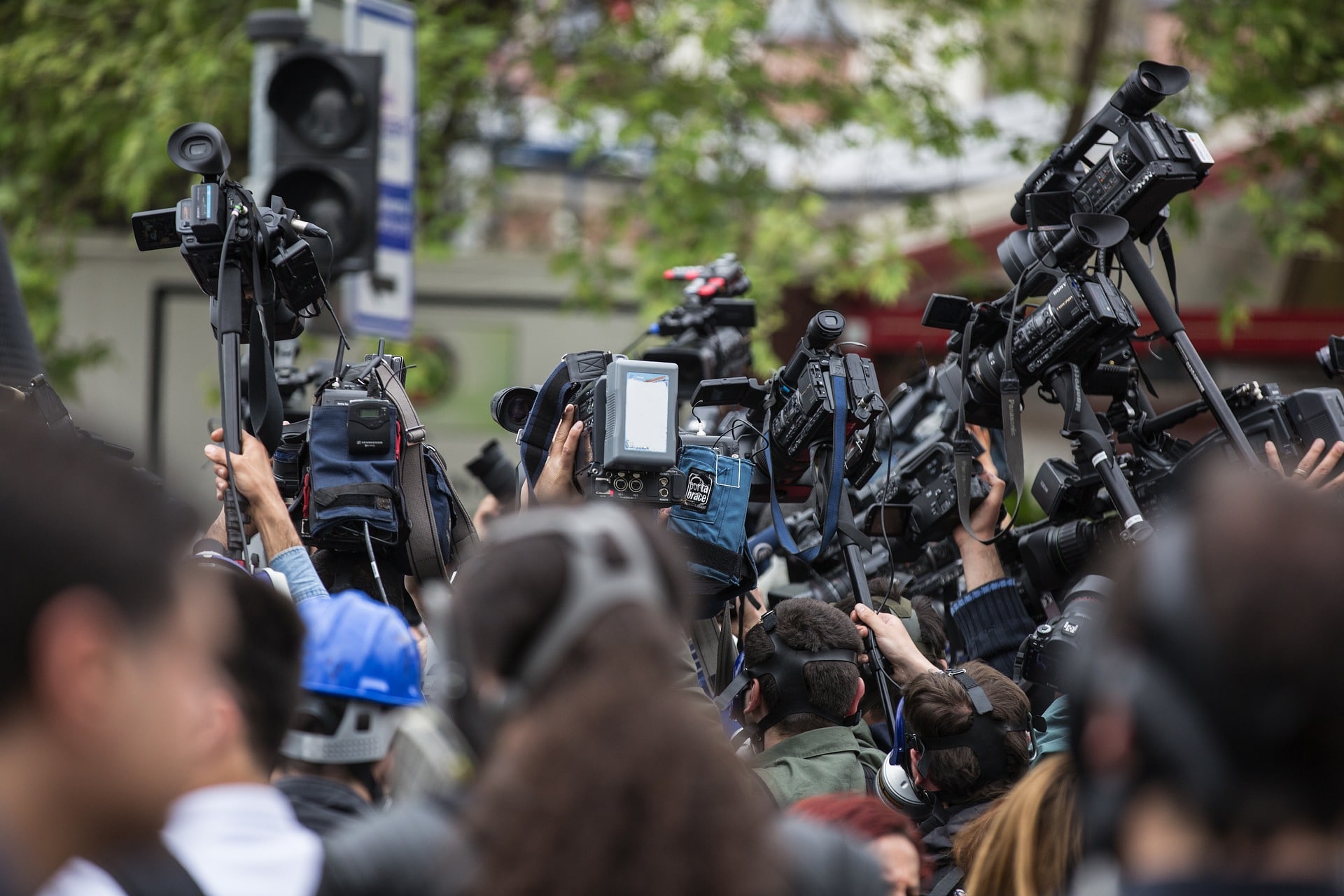 Journalisten, Berichterstattung