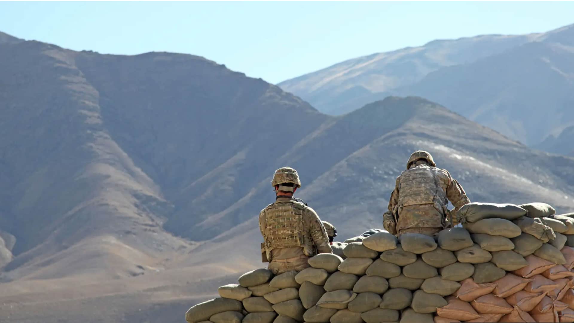 Soldaten in der Wüste