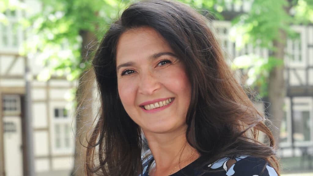 Roze Özmen