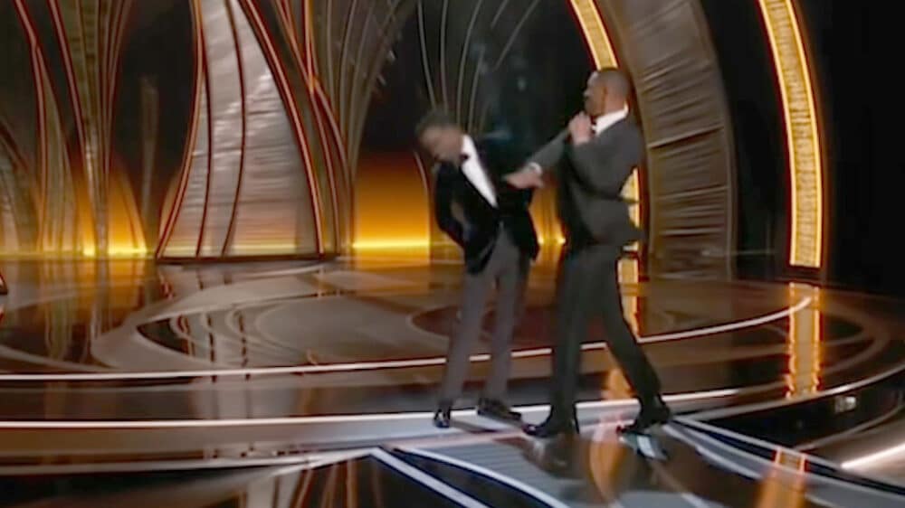 Will Smith schlägt Chris Rock bei den Oscars 2022