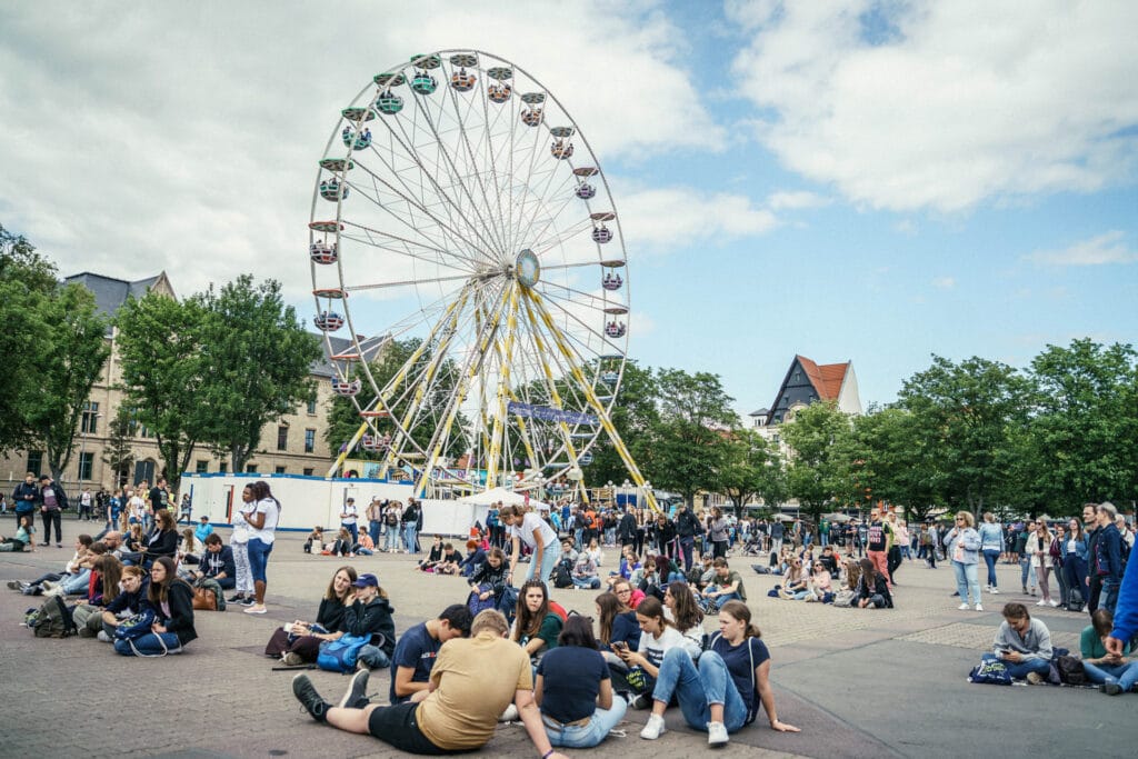 Ein Riesenrad der Begegnung beim Christival in Erfurt