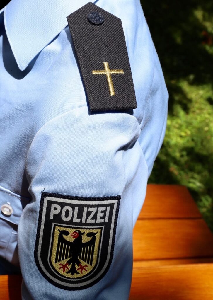 Polizeiseelsorge, Uniform