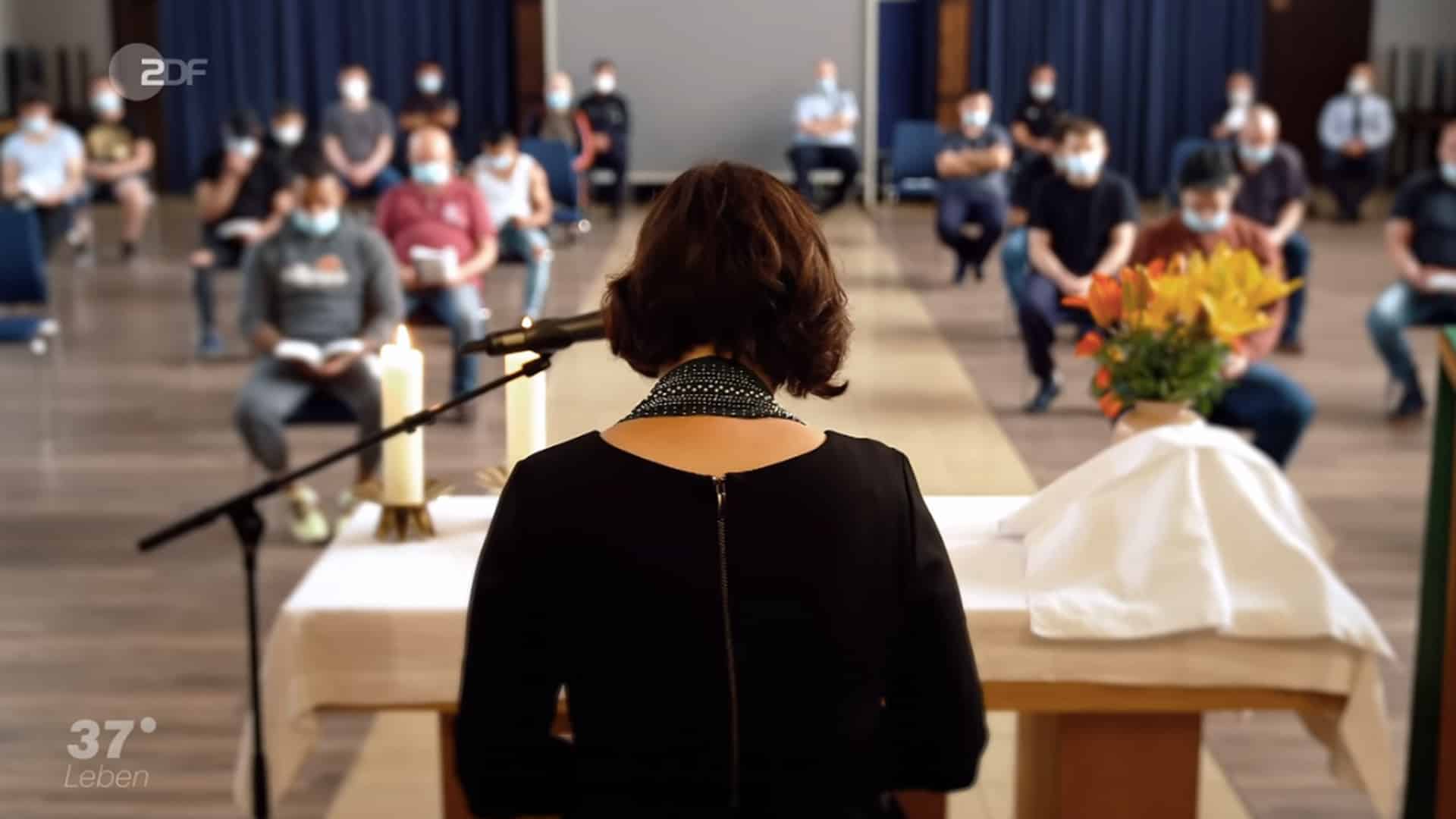 ZDF begleitet Gefängnisseelsorger