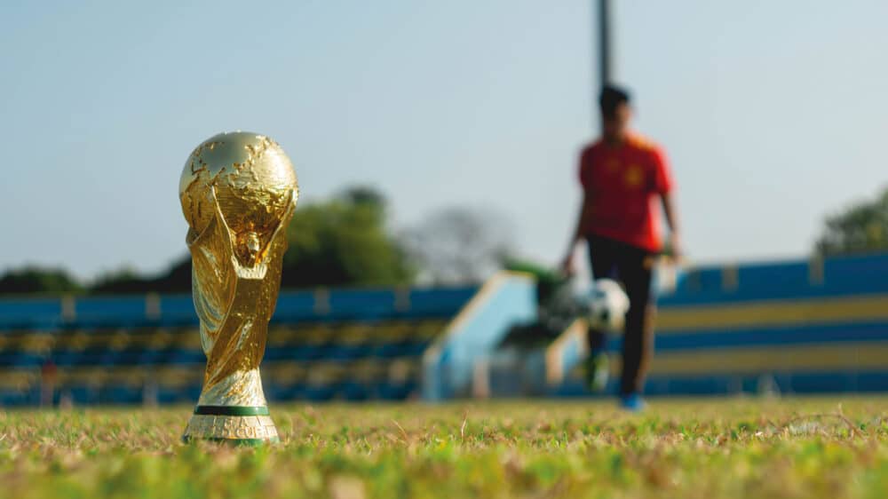 Die Fußball-WM in Katar in wenigen Wochen erhitzt die Gemüter