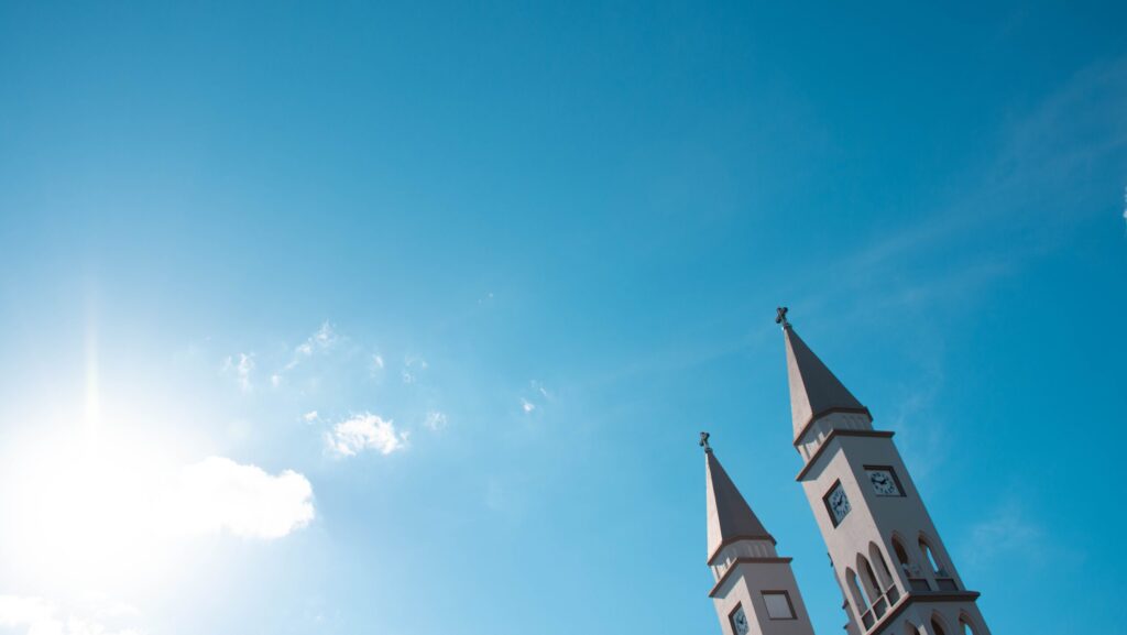 Sonne, Kirchturm