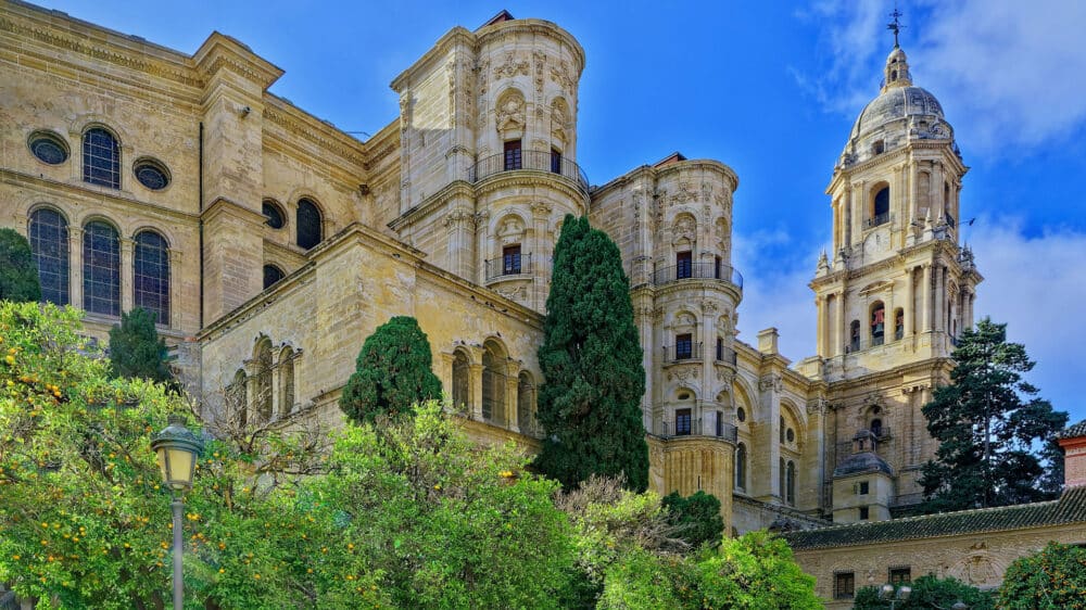 In der Kathedrale von Malaga wurden auch Video-Aufnahmen des Modekonzerns durchgeführt