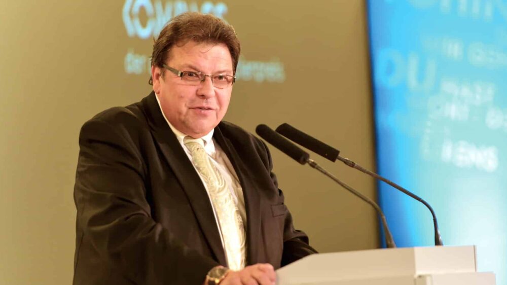 Wolfgang Baake