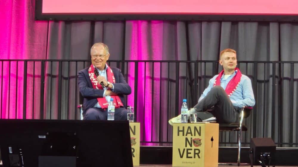 Stephan Weil, Julius Geiler