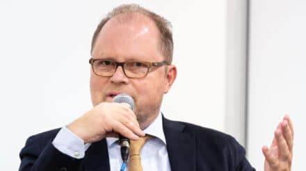 Der frühere SPD-Bundestagsabgeordnete Christian Lange (Archivbild) tritt aus der Kirche aus. Er kritisiert das Verhalten der Kirchen beim Thema Kirchenasyl
