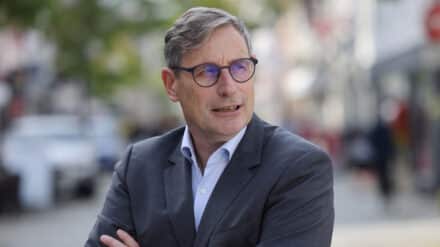 Josef Krieg hat sich in seinem neuen Buch intensiv mit der Lüge beschäftigt