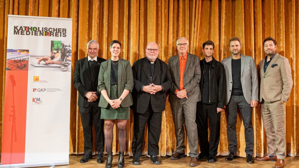 Die Preisträger des diesjährigen Katholischen Medienpreises gemeinsam mit Reinhard Kardinal Marx
