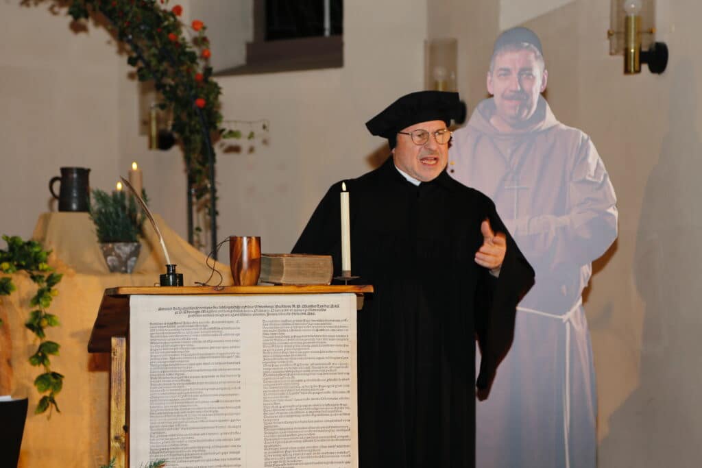 Lutz Barth als Martin Luther