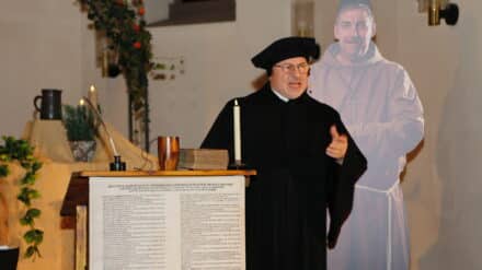 Lutz Barth als Martin Luther