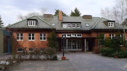 Johann-Sebastian-Bach-Kirche_Gemeindehaus