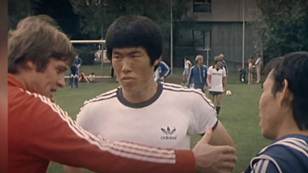 Der Bundesliga-Profi Bum-kun Cha in siner Anfangszeit bei Eintracht Frankfurt