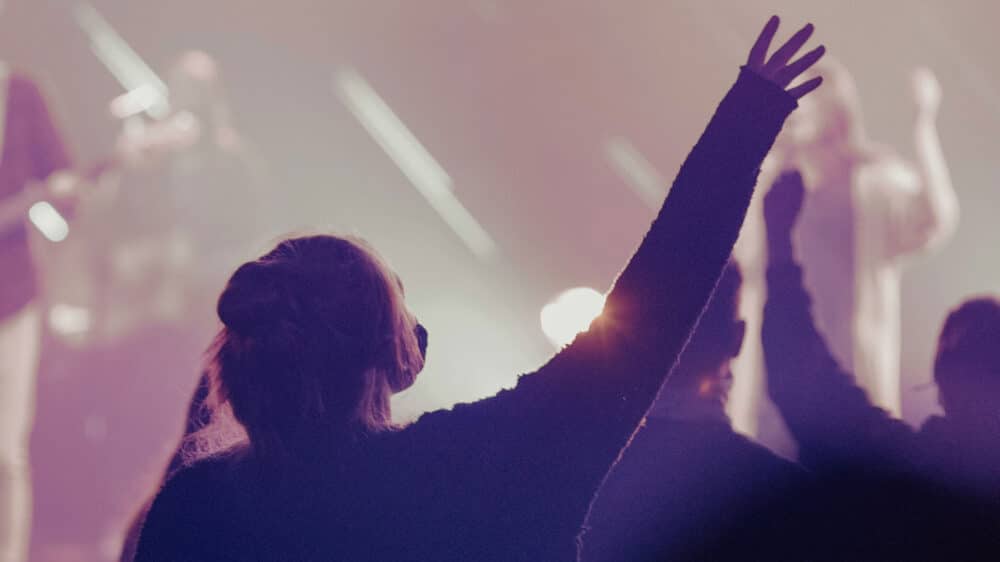 Gemeinsam den christlichen Glauben feiern ist ein wichtiges Element für Gemeinden.