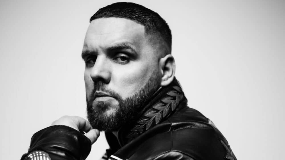 Der Gangster-Rapper Fler findet Halt im christlichen Glauben und Jesus ziemlich cool