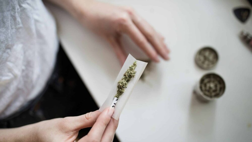 Cannabis, Joint