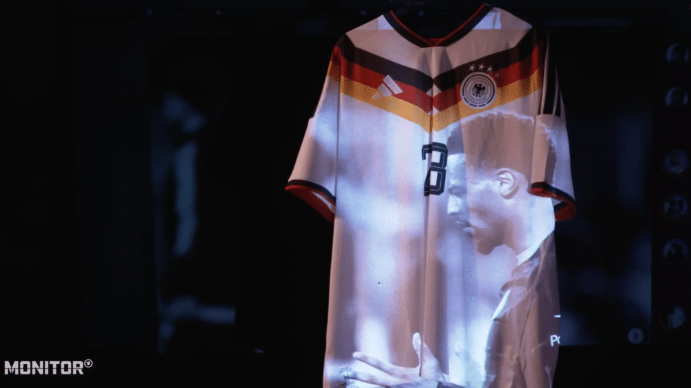Monitor und Sportschau kritisieren Nmechas Glaubensbekenntnis