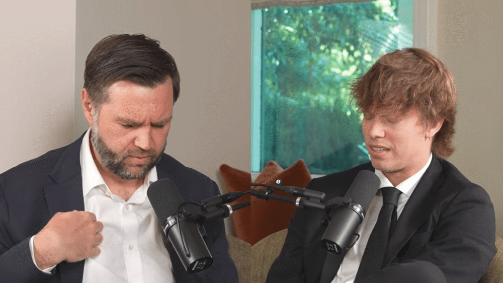 Bryce Crawford und JD Vance beten gemeinsam