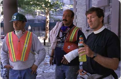 Lyndon Harris mit Arbeitern, 9/11